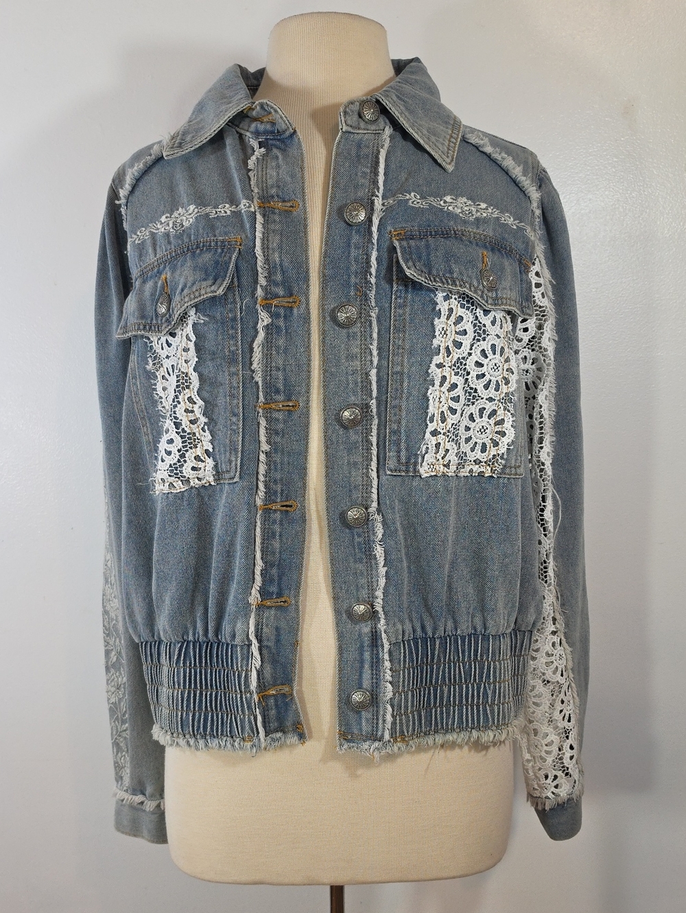 POL Lace CrochetTrim Light Blue Denim Jacket Large Boho Western